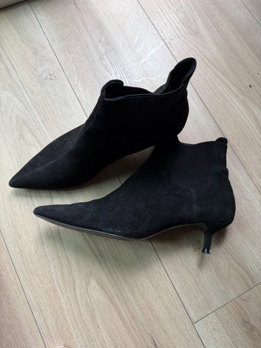 Massimo Dutti Black Suede Pointed Kitten Heel Ankle Booties Size 39 (8.5)